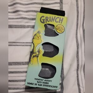 🖤 Grinch Bath Bombs